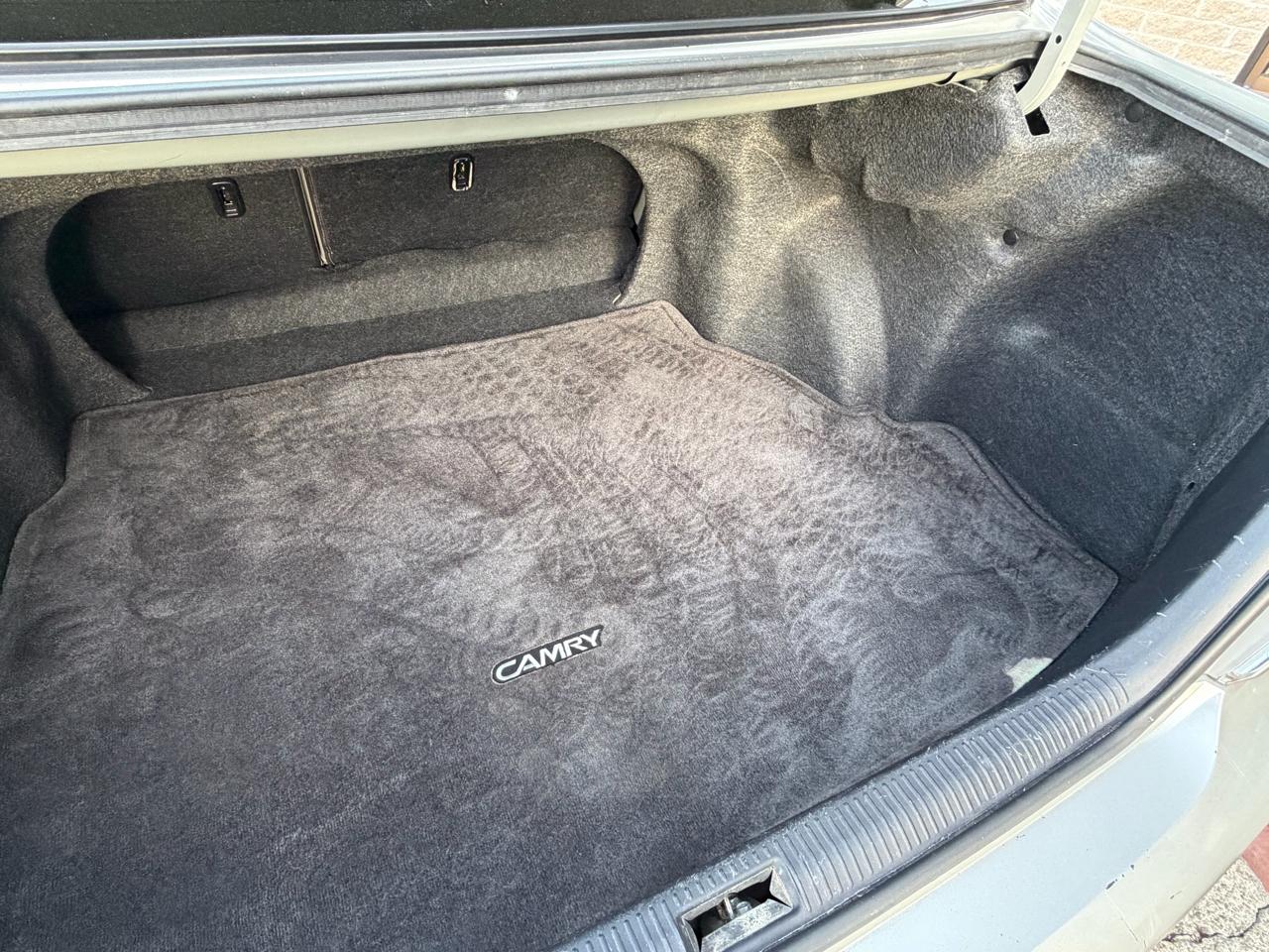 Toyota Camry LE 2005