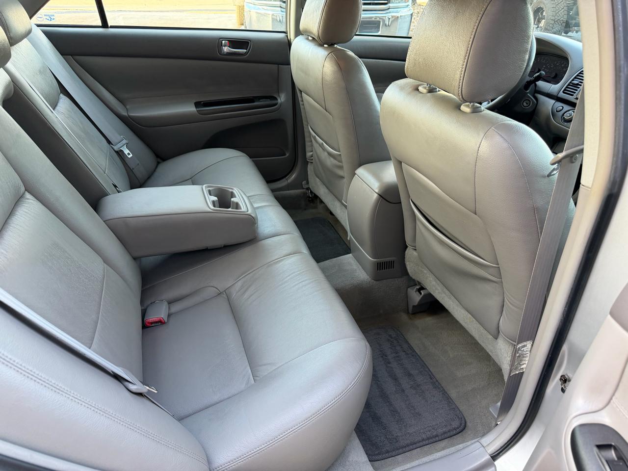 Toyota Camry LE 2005