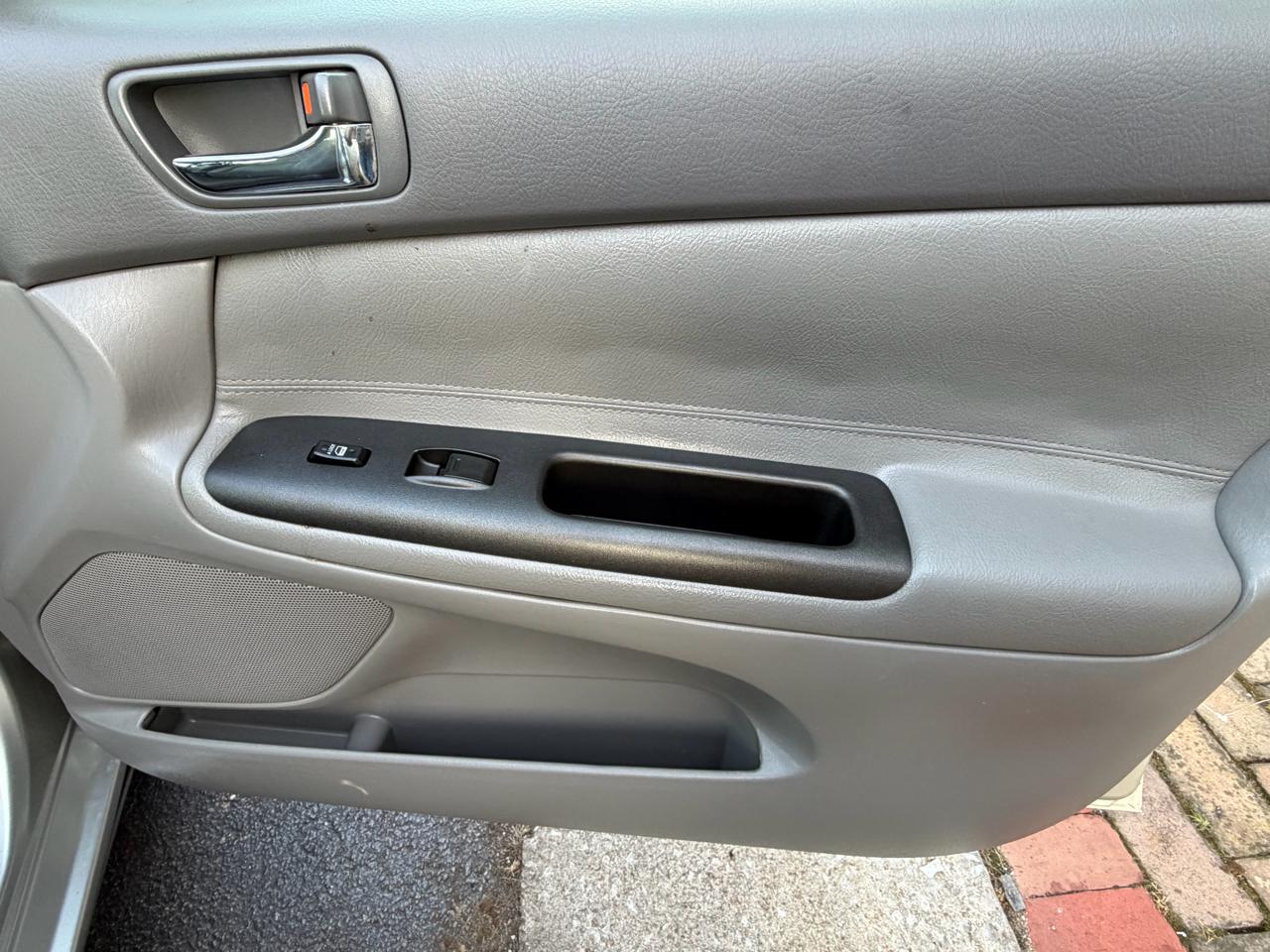 Toyota Camry LE 2005