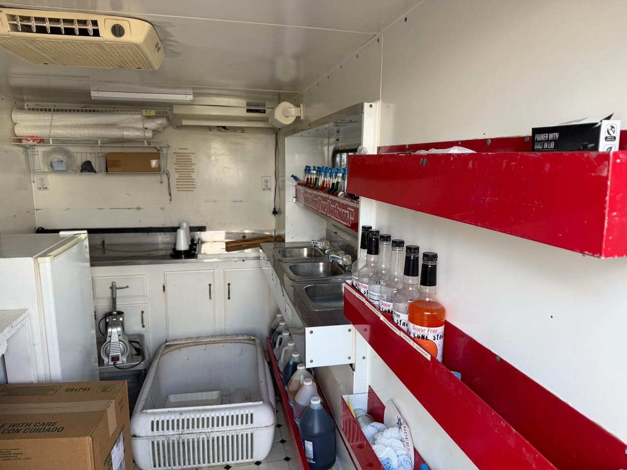 SnoPro Ice Shanty  2002