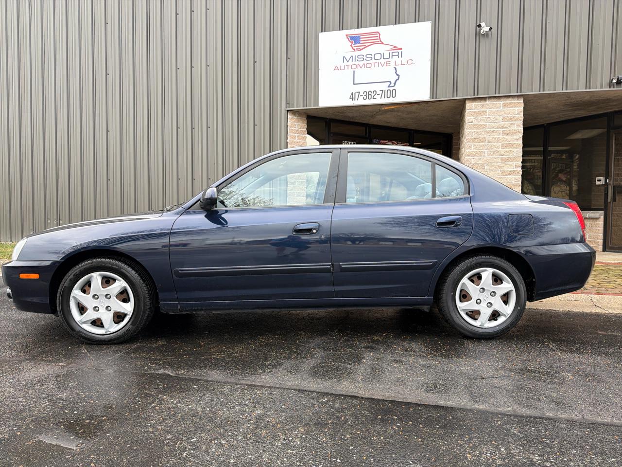 Hyundai Elantra GLS 4-Door 2005