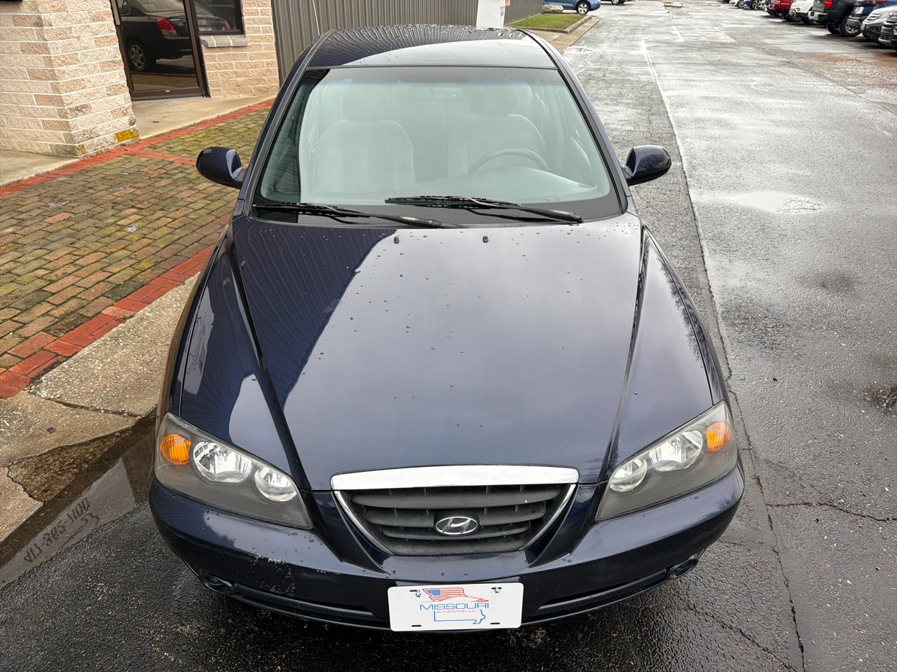Hyundai Elantra GLS 4-Door 2005