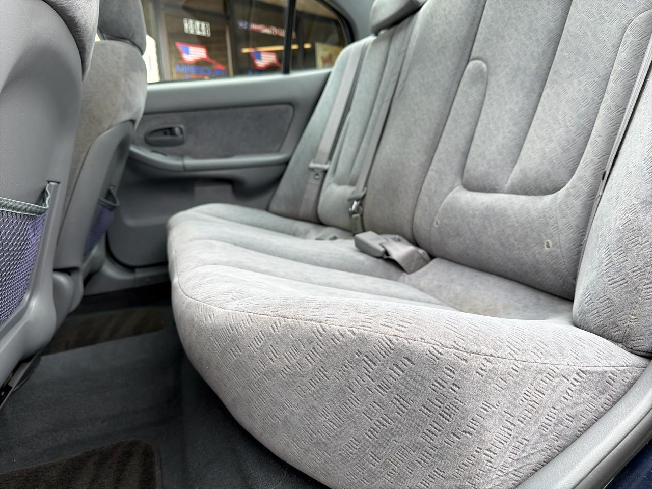 Hyundai Elantra GLS 4-Door 2005