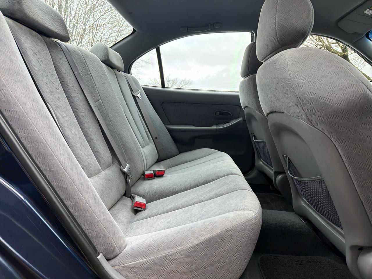 Hyundai Elantra GLS 4-Door 2005