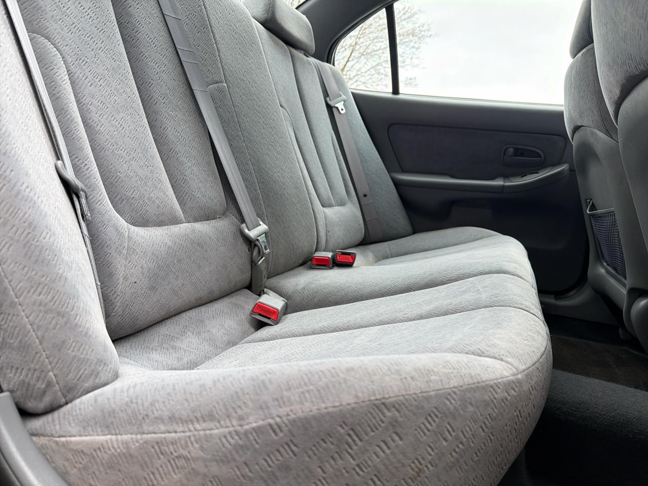 Hyundai Elantra GLS 4-Door 2005