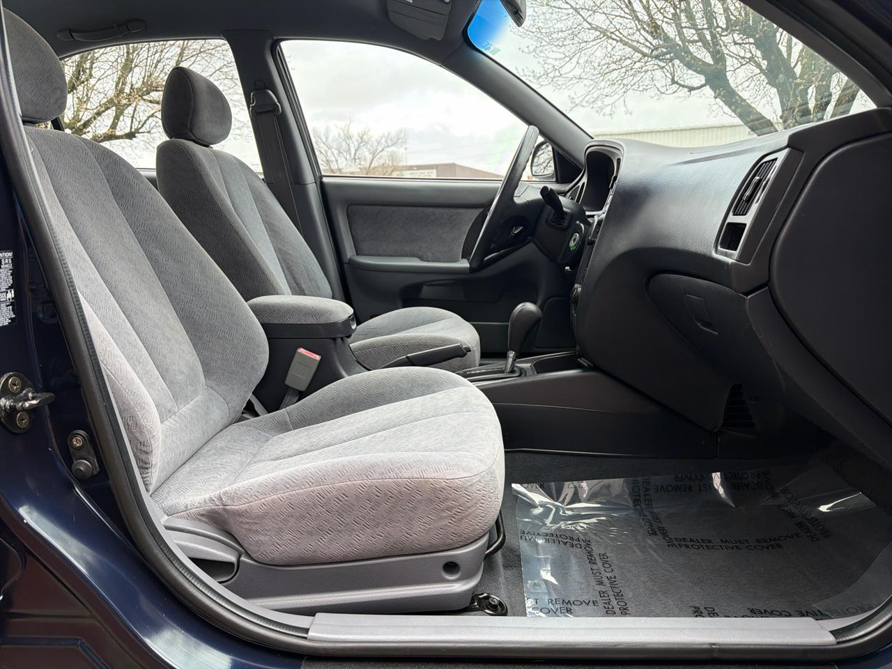 Hyundai Elantra GLS 4-Door 2005