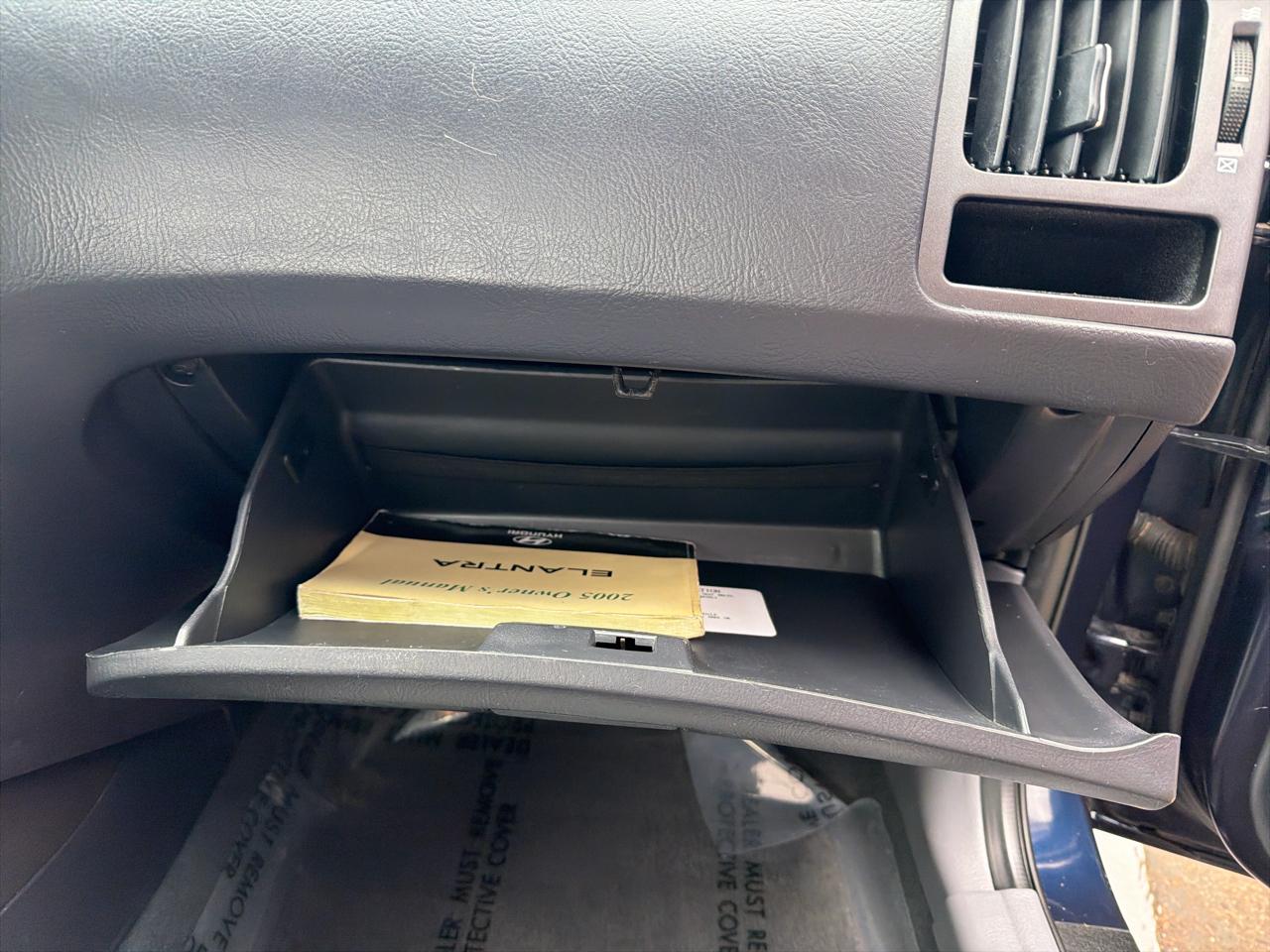 Hyundai Elantra GLS 4-Door 2005