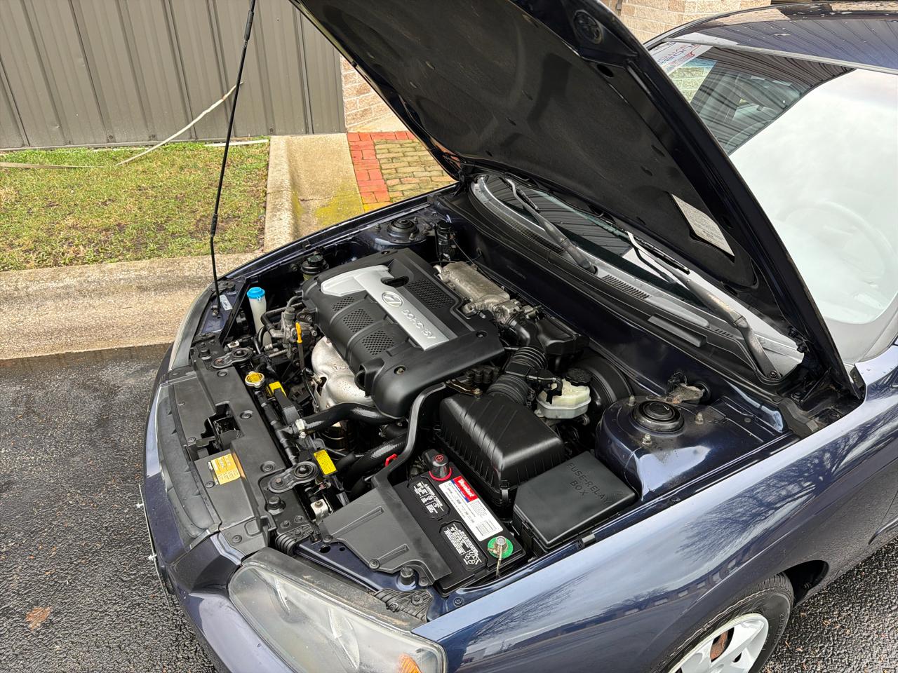 Hyundai Elantra GLS 4-Door 2005