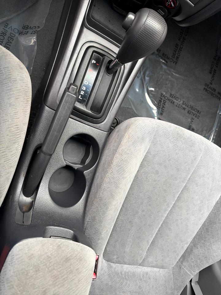 Hyundai Elantra GLS 4-Door 2005