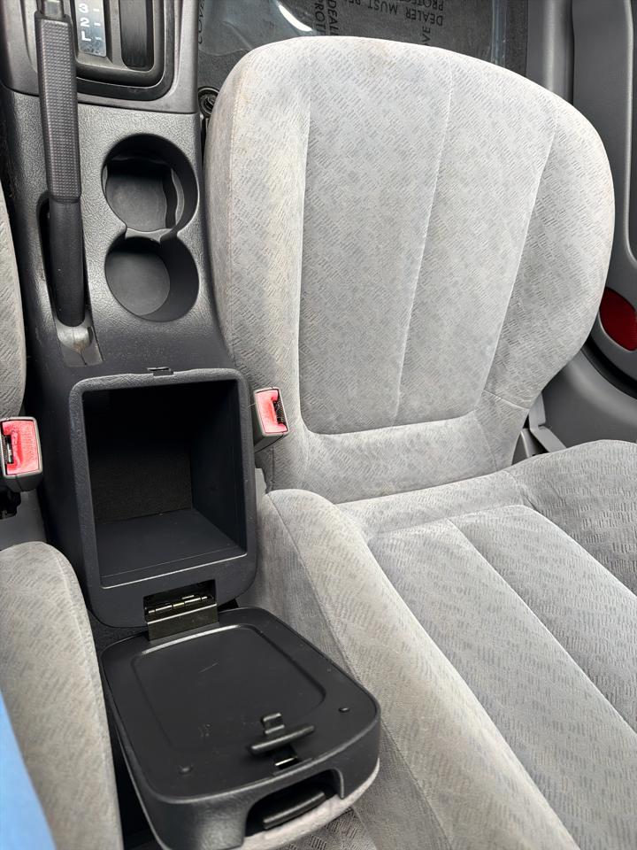 Hyundai Elantra GLS 4-Door 2005