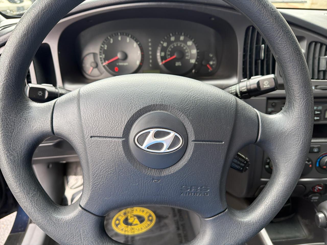 Hyundai Elantra GLS 4-Door 2005