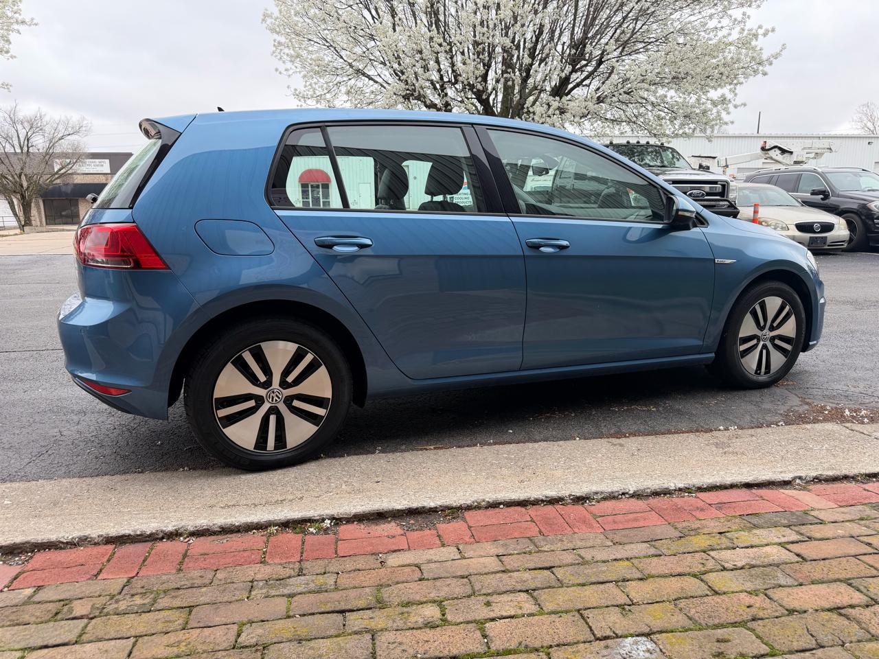 Volkswagen e-Golf SEL Premium 2015