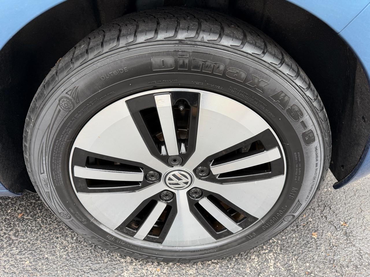 Volkswagen e-Golf SEL Premium 2015