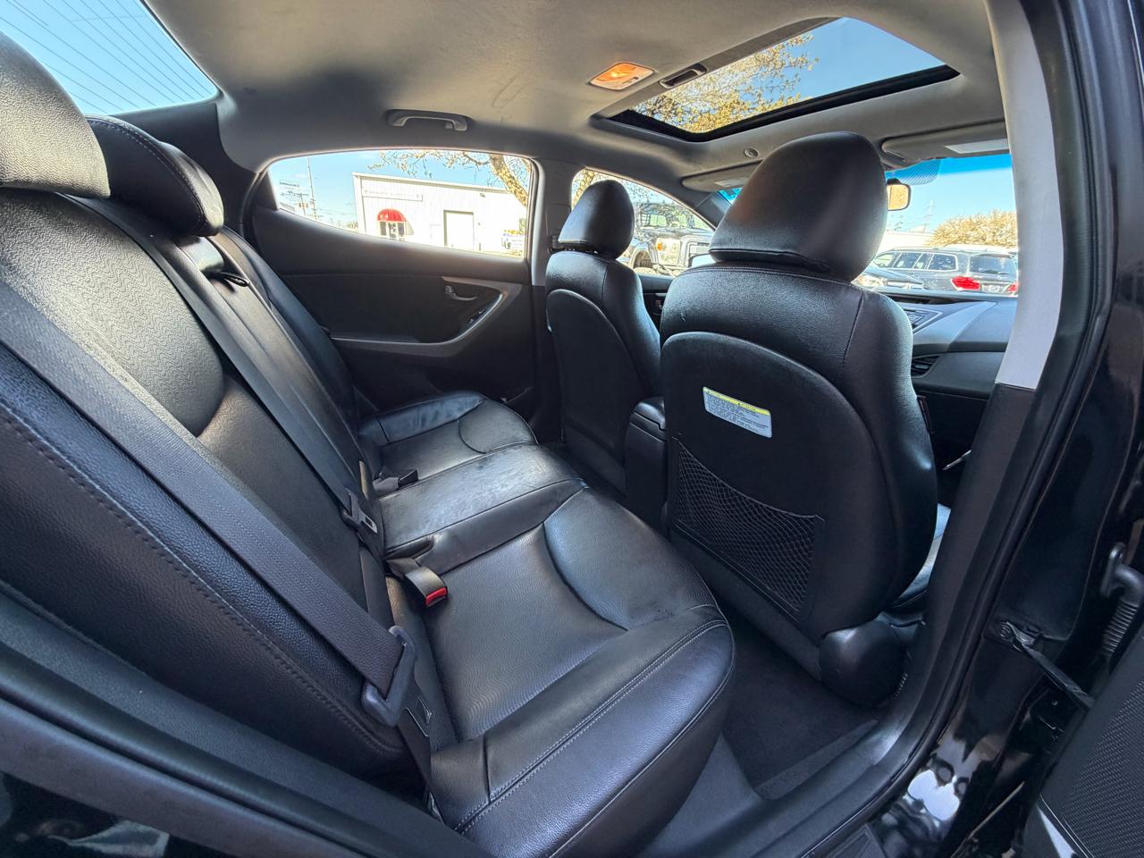 Hyundai Elantra GLS M/T 2013