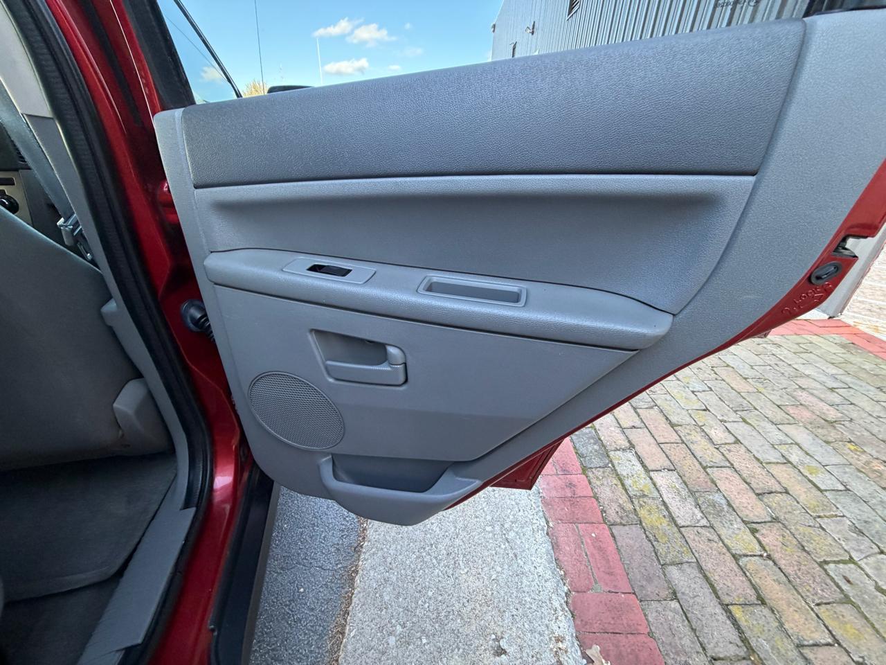 Jeep Grand Cherokee Laredo 4WD 2005