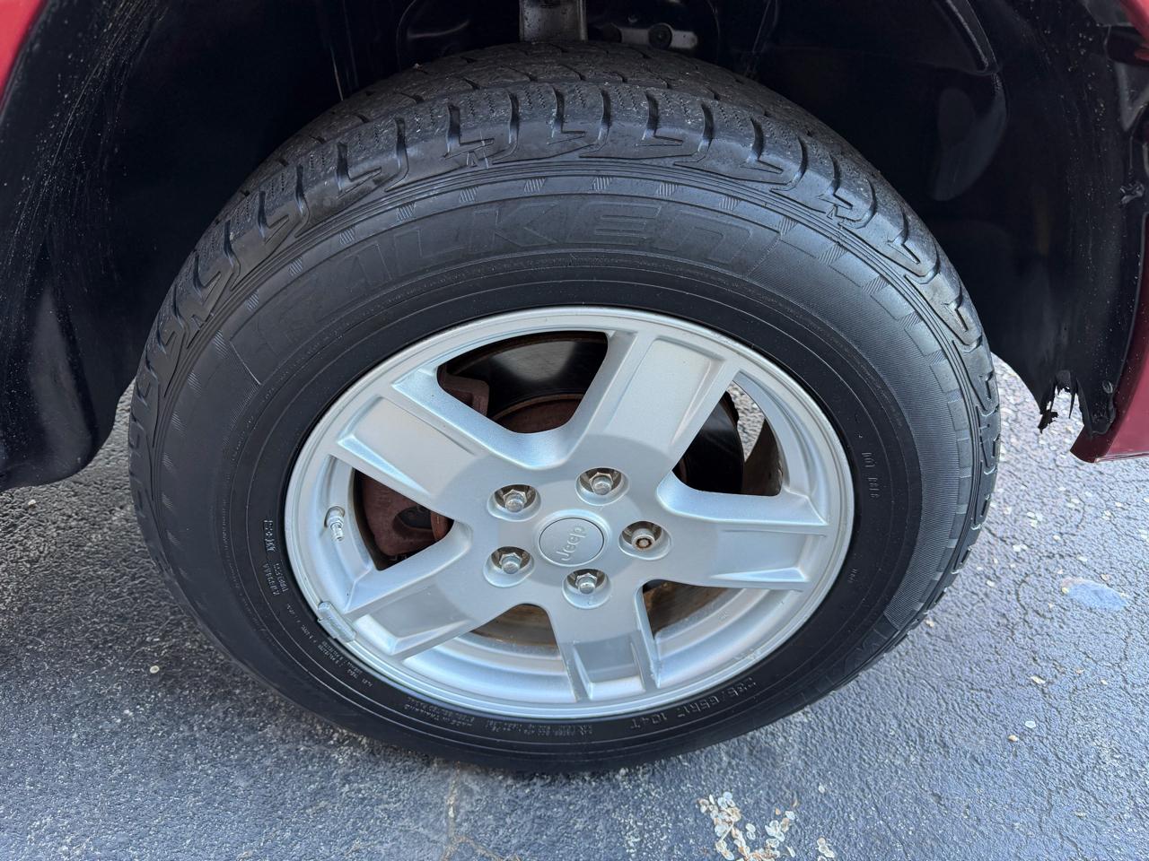 Jeep Grand Cherokee Laredo 4WD 2005