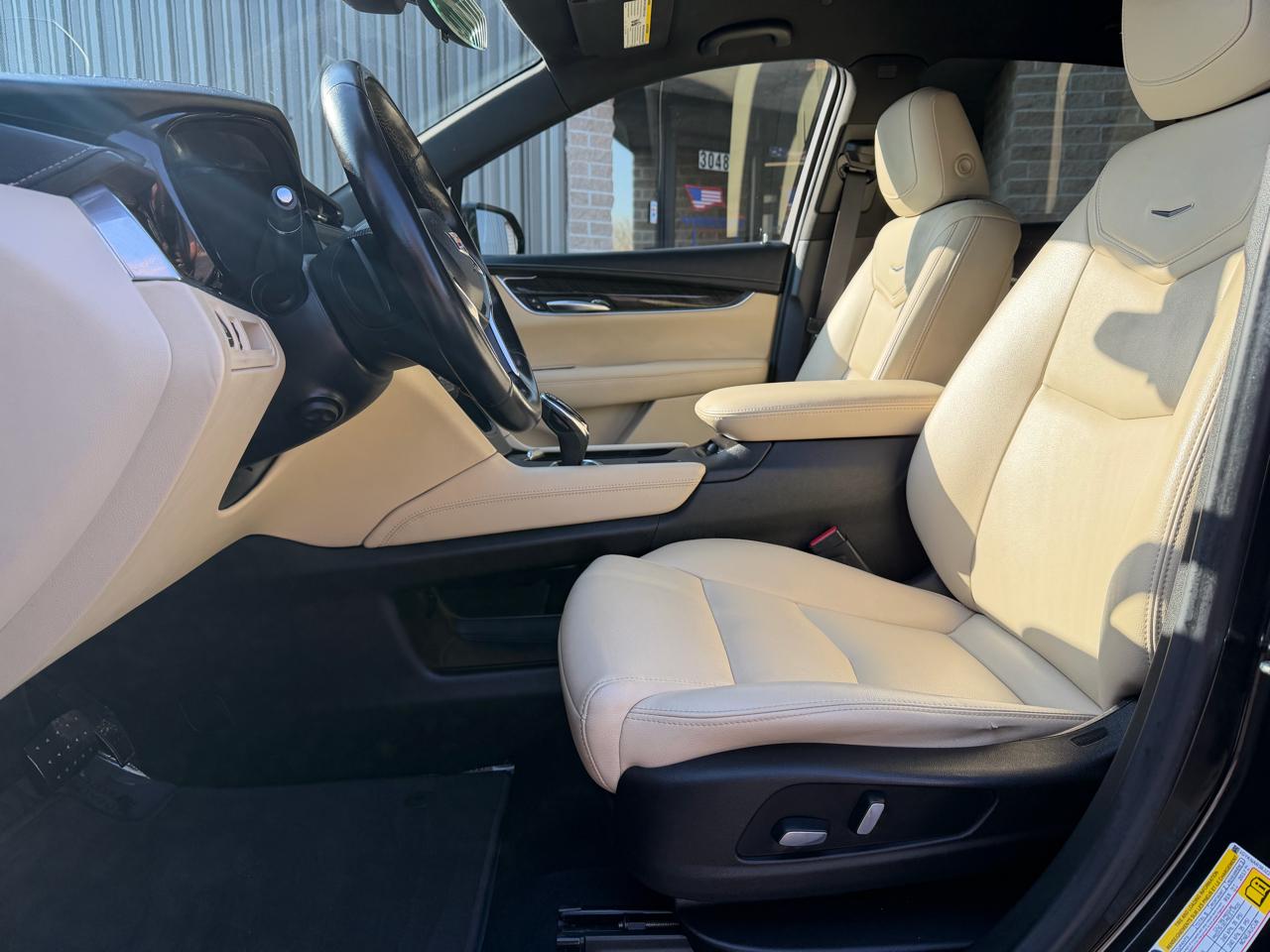 Cadillac XT5 Base 2018