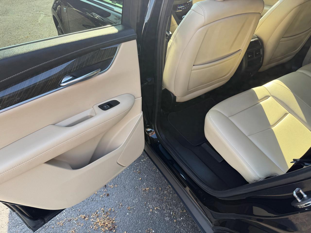 Cadillac XT5 Base 2018