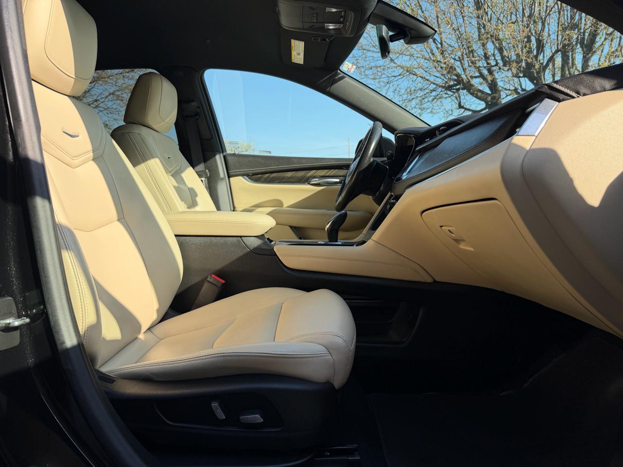 Cadillac XT5 Base 2018