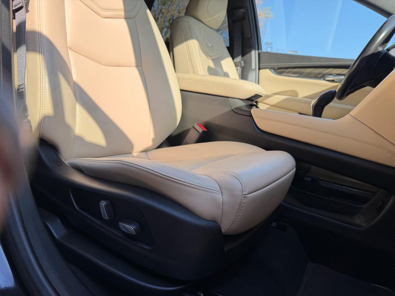 Cadillac XT5 Base 2018