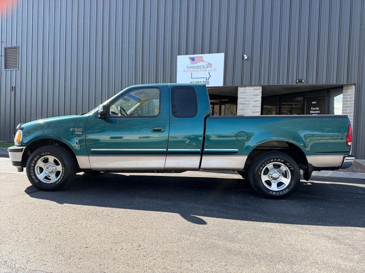 Ford F-150 XL SuperCab Short Bed 2WD 1998