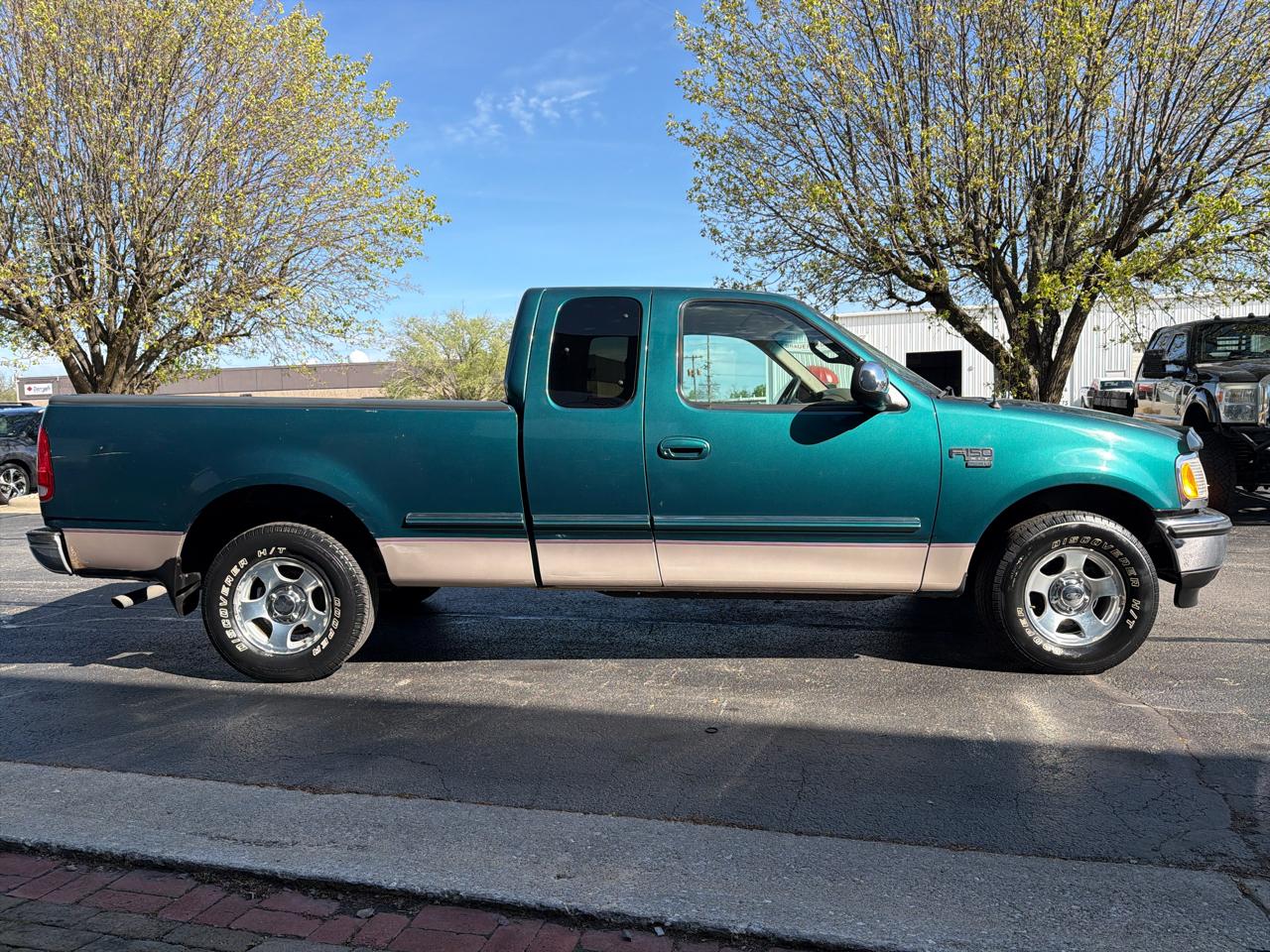 Ford F-150 XL SuperCab Short Bed 2WD 1998