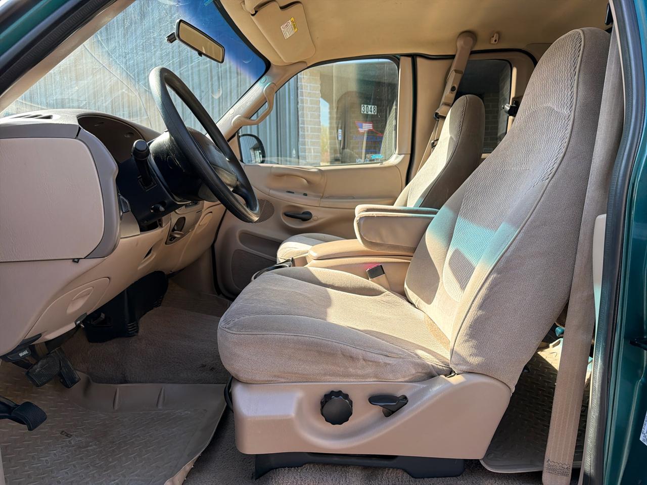 Ford F-150 XL SuperCab Short Bed 2WD 1998