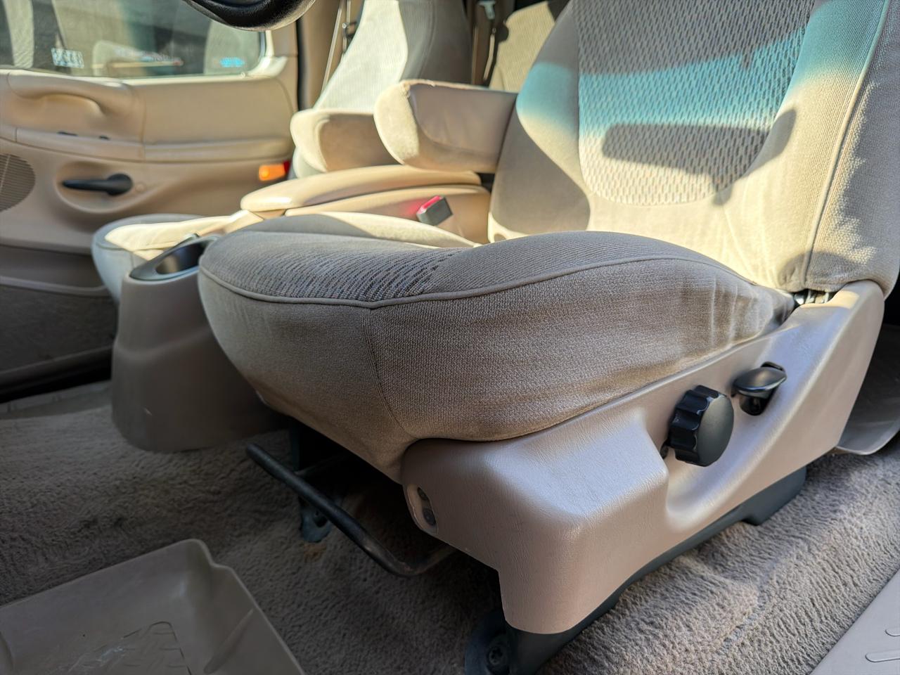 Ford F-150 XL SuperCab Short Bed 2WD 1998