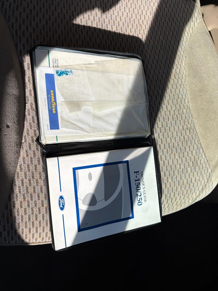 Ford F-150 XL SuperCab Short Bed 2WD 1998