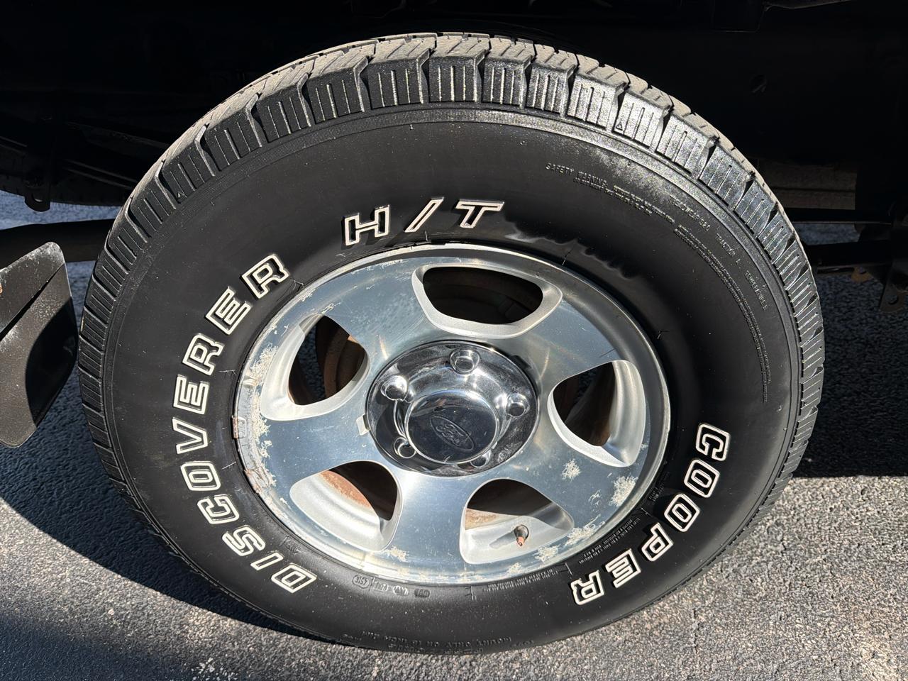 Ford F-150 XL SuperCab Short Bed 2WD 1998