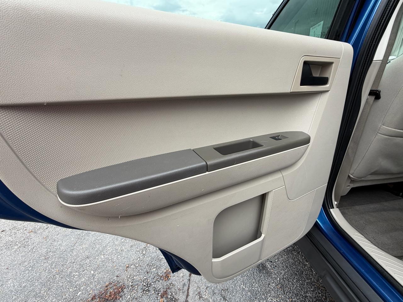 Ford Escape XLT 4WD V6 2008