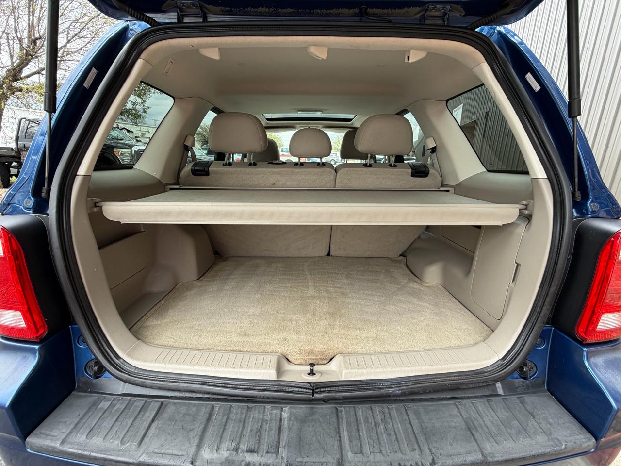 Ford Escape XLT 4WD V6 2008