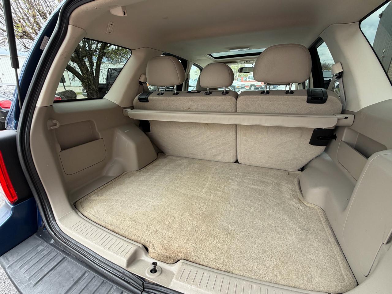 Ford Escape XLT 4WD V6 2008