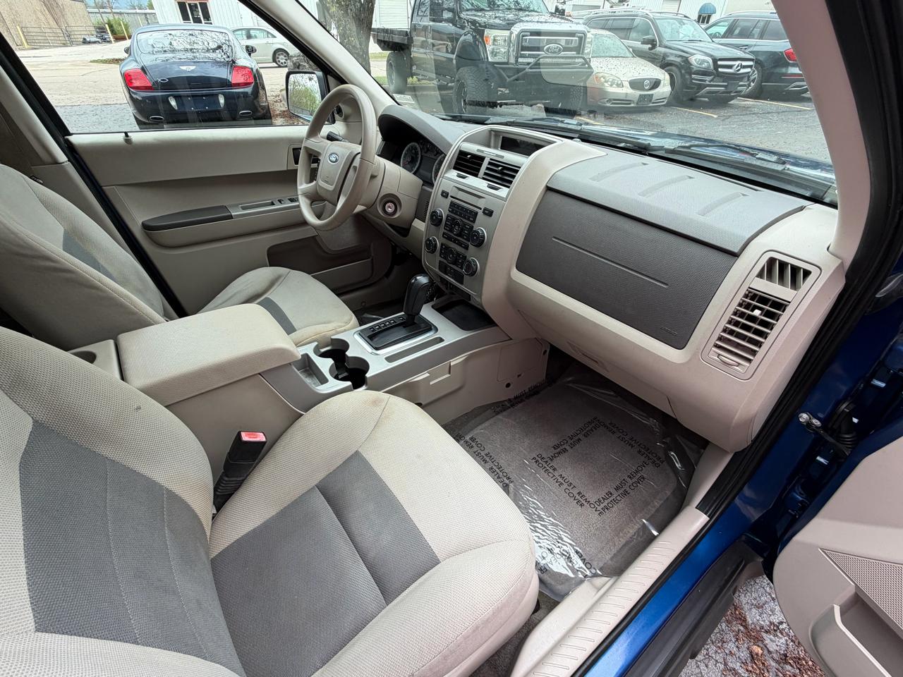 Ford Escape XLT 4WD V6 2008