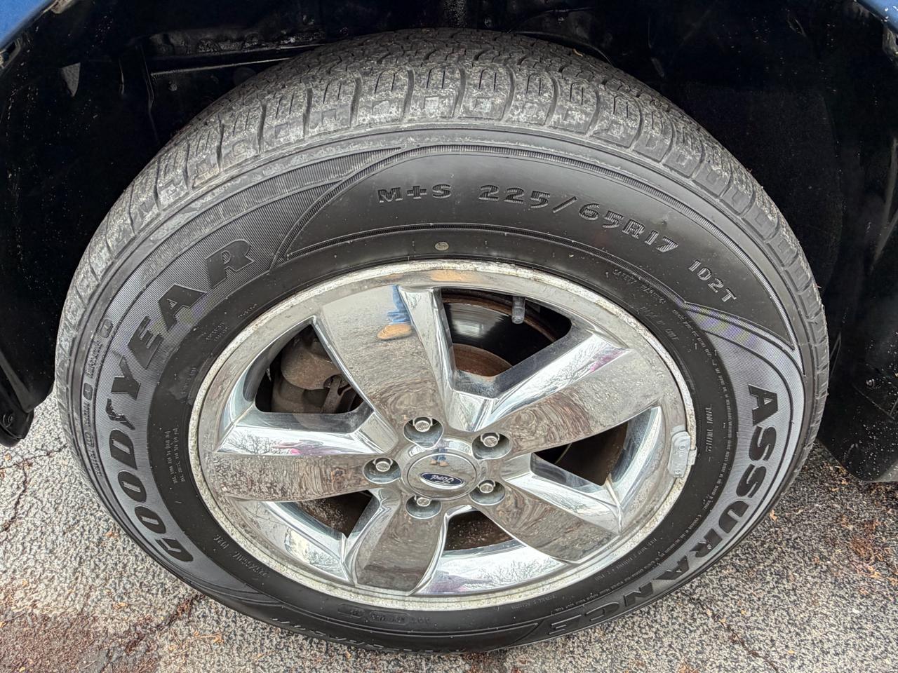 Ford Escape XLT 4WD V6 2008