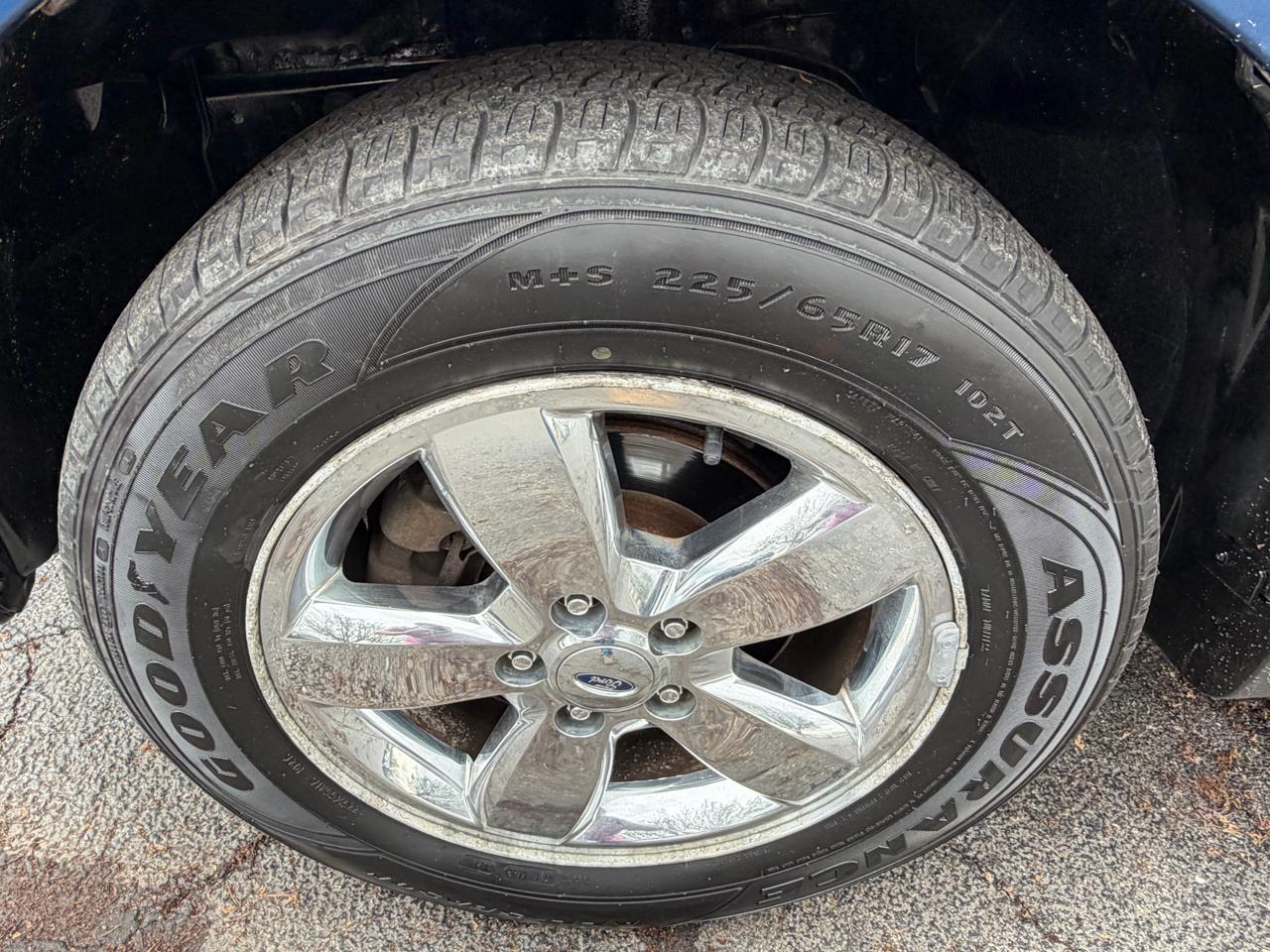 Ford Escape XLT 4WD V6 2008