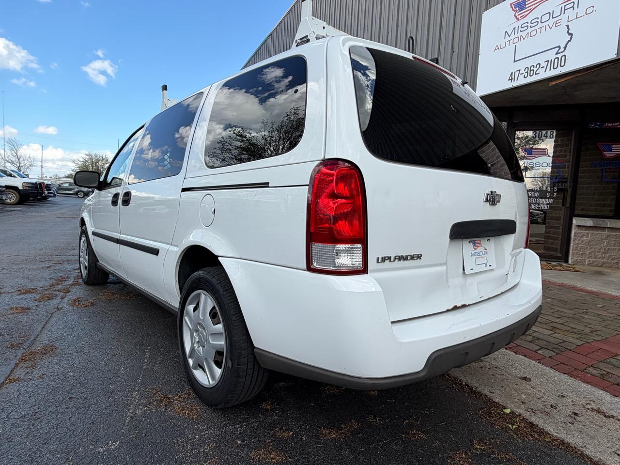 Chevrolet Uplander Cargo Van 2008