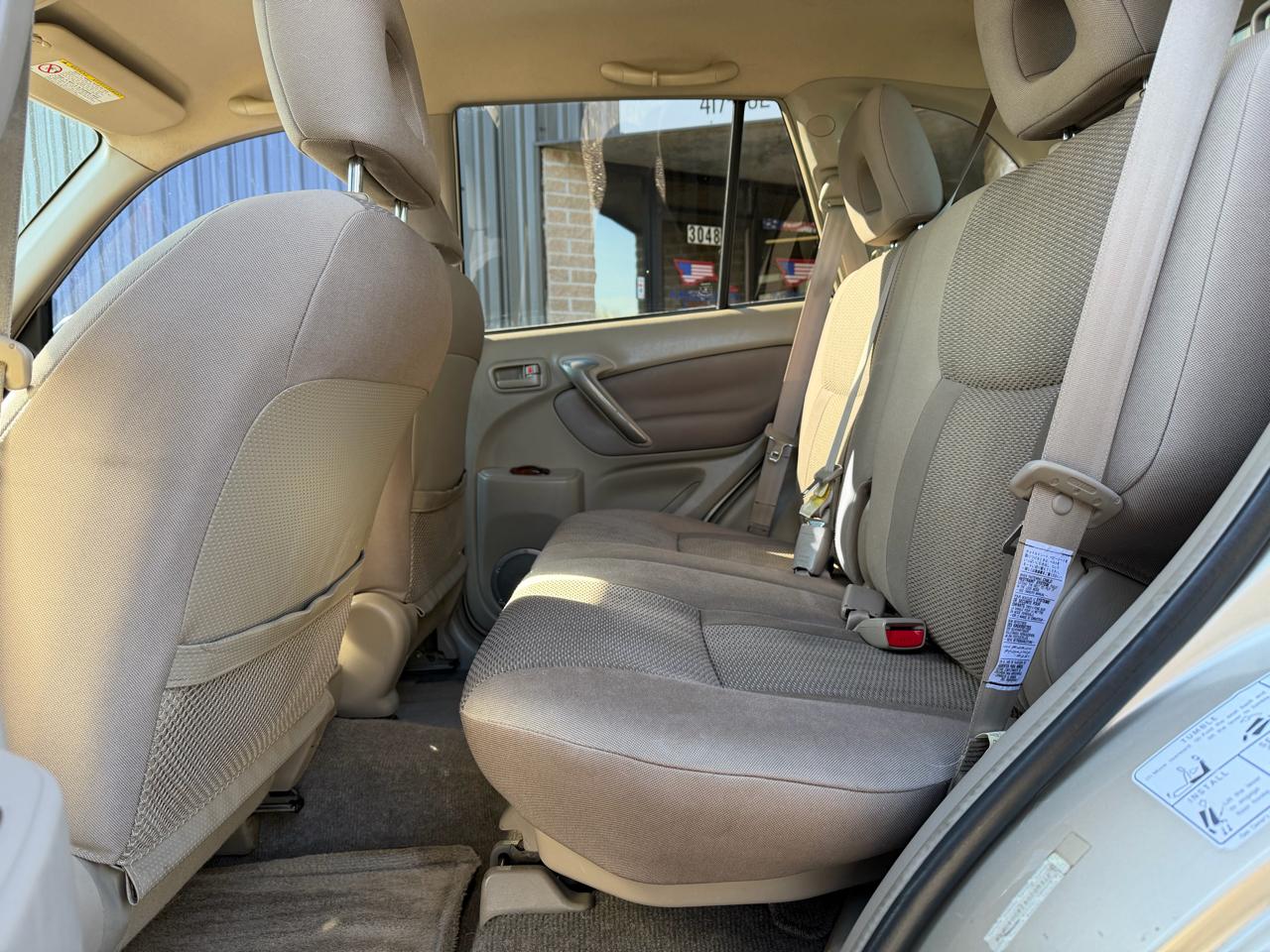 Toyota RAV4 2WD 2004