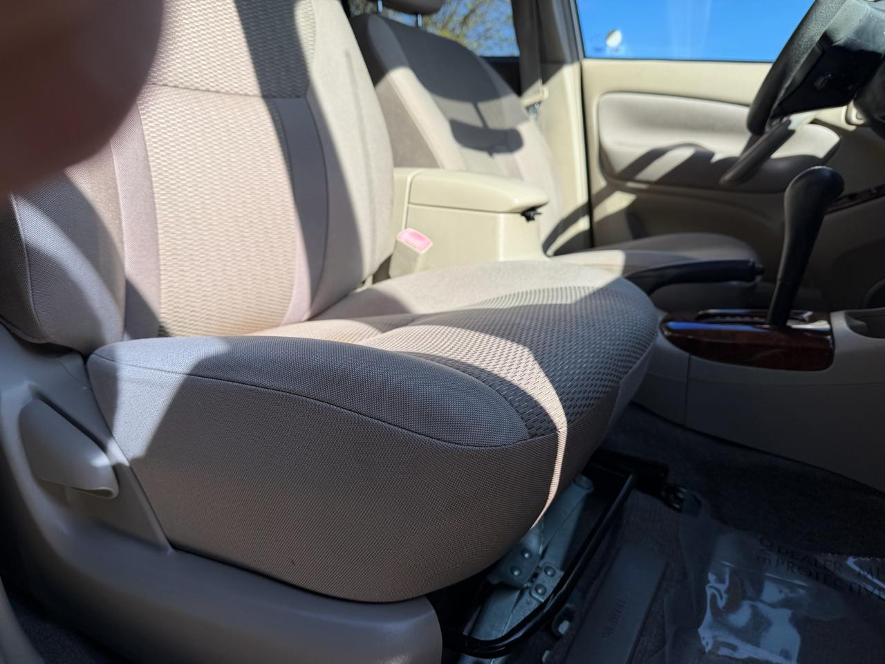 Toyota RAV4 2WD 2004