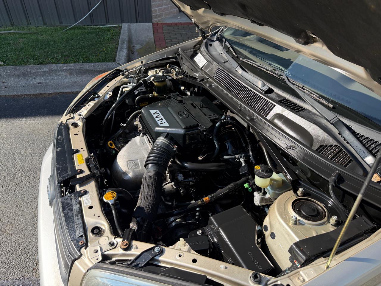 Toyota RAV4 2WD 2004