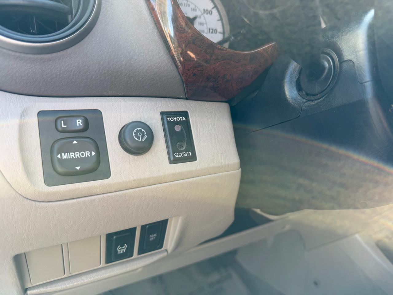 Toyota RAV4 2WD 2004