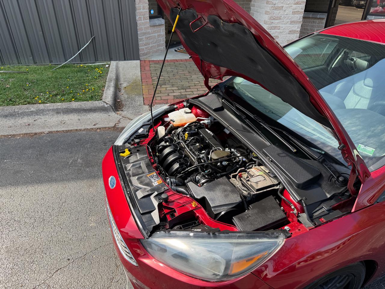 Ford Focus SE Sedan 2016