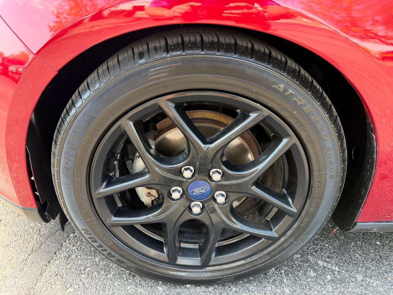 Ford Focus SE Sedan 2016