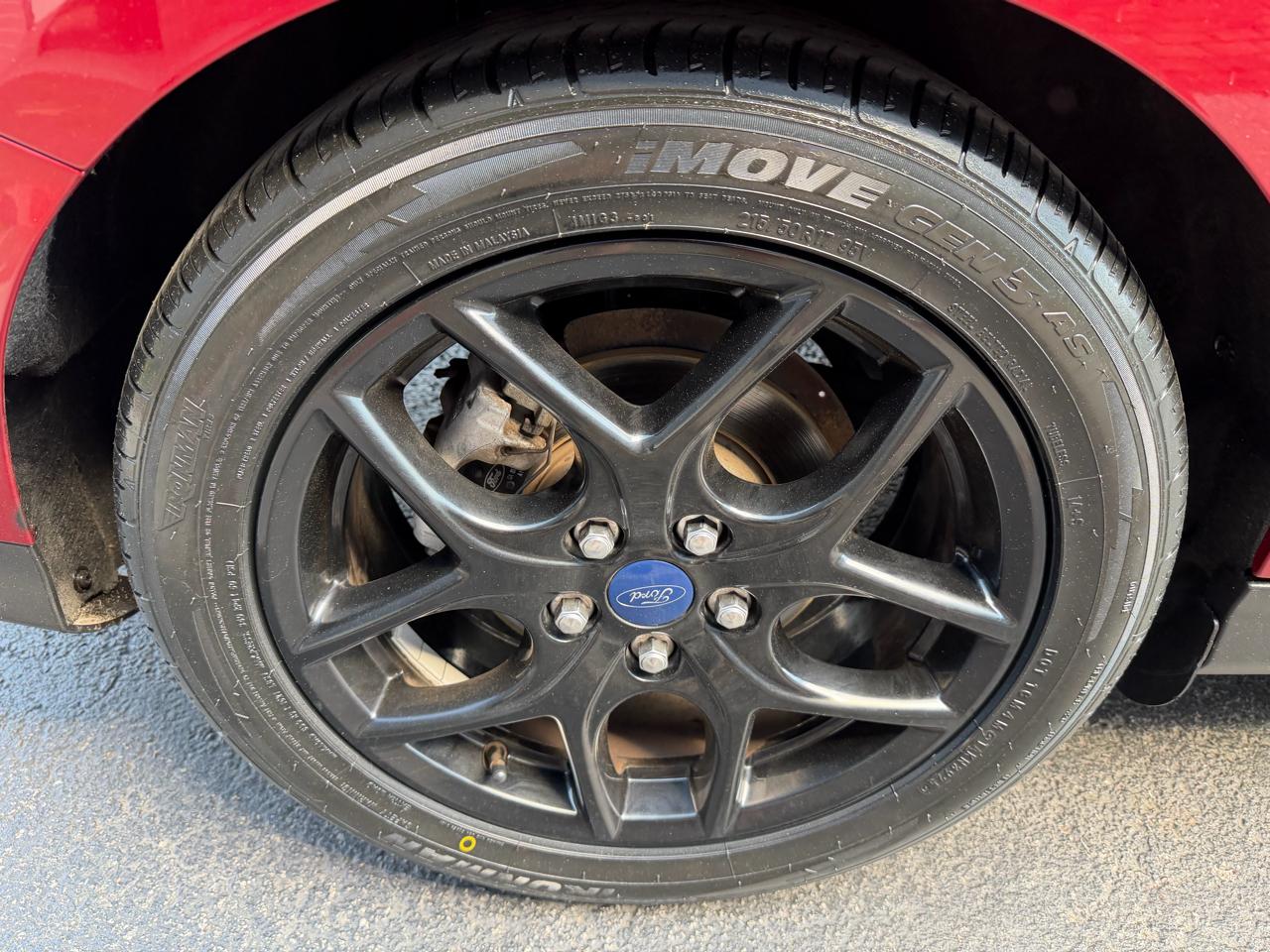 Ford Focus SE Sedan 2016