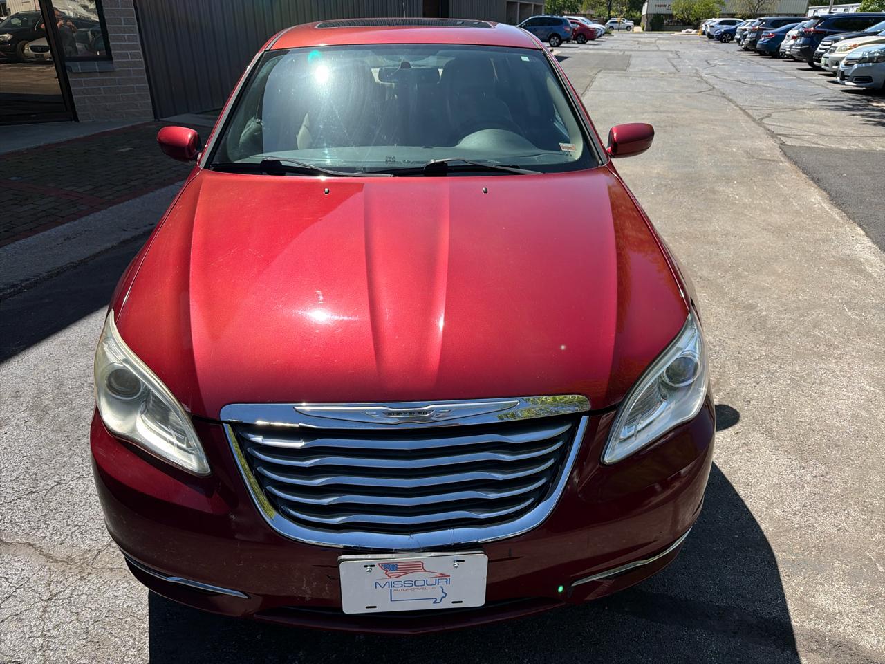 Chrysler 200 Touring 2012