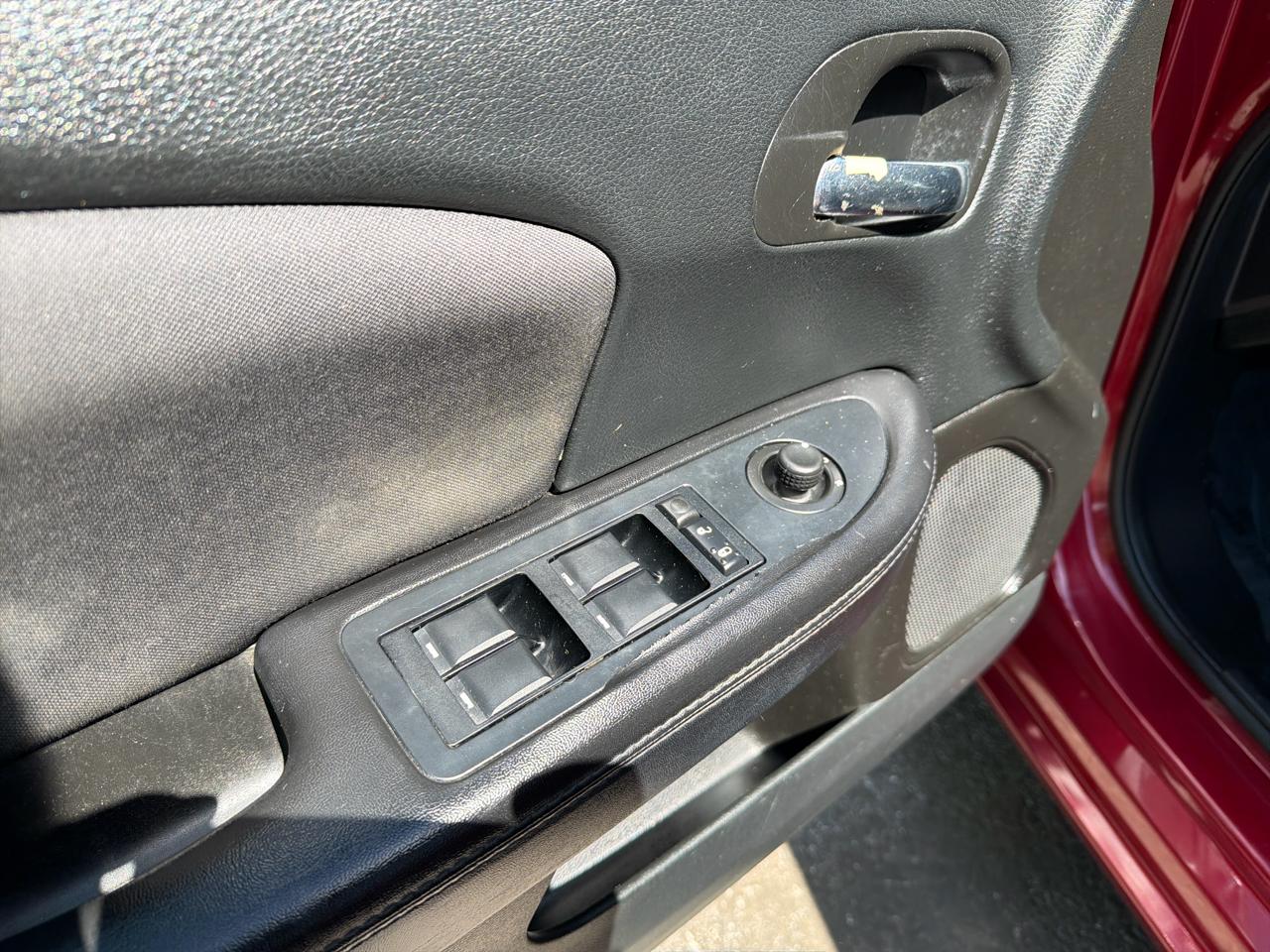 Chrysler 200 Touring 2012