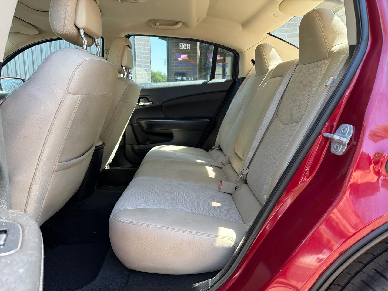 Chrysler 200 Touring 2012