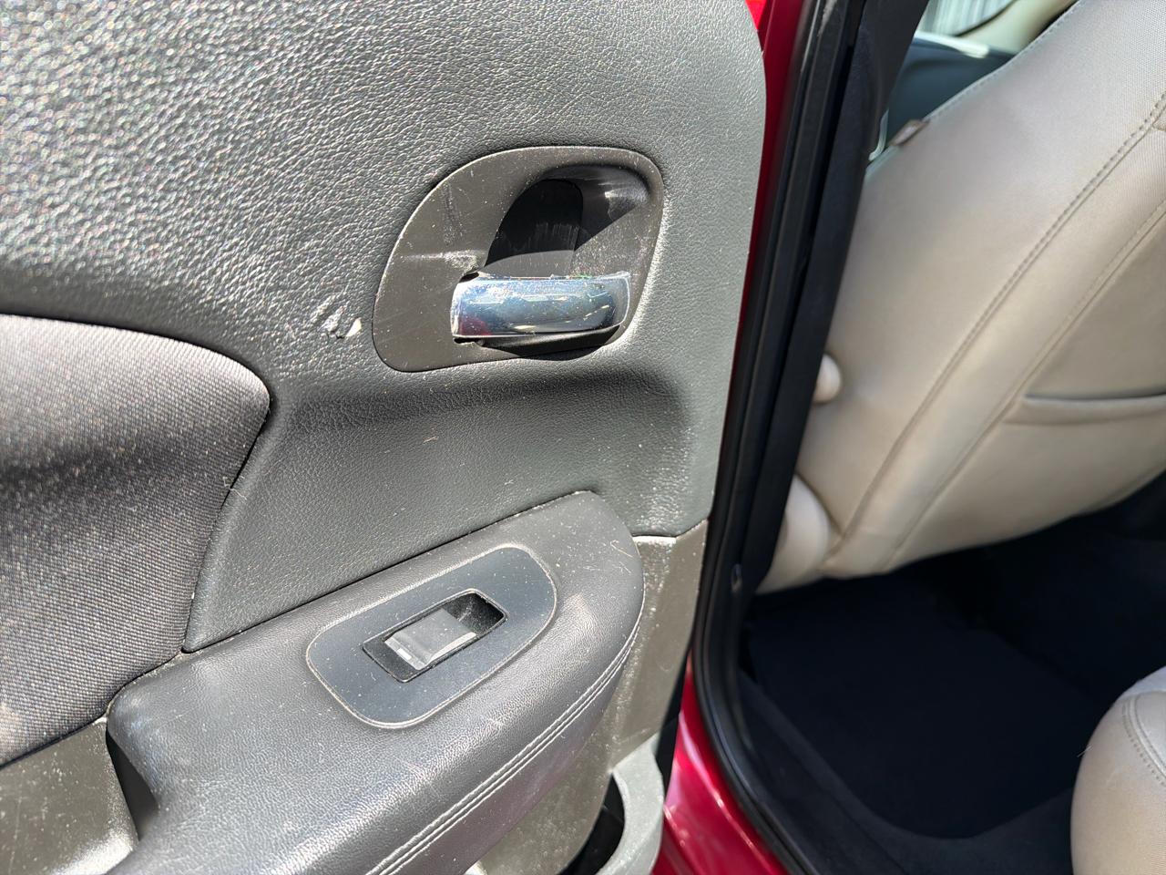 Chrysler 200 Touring 2012