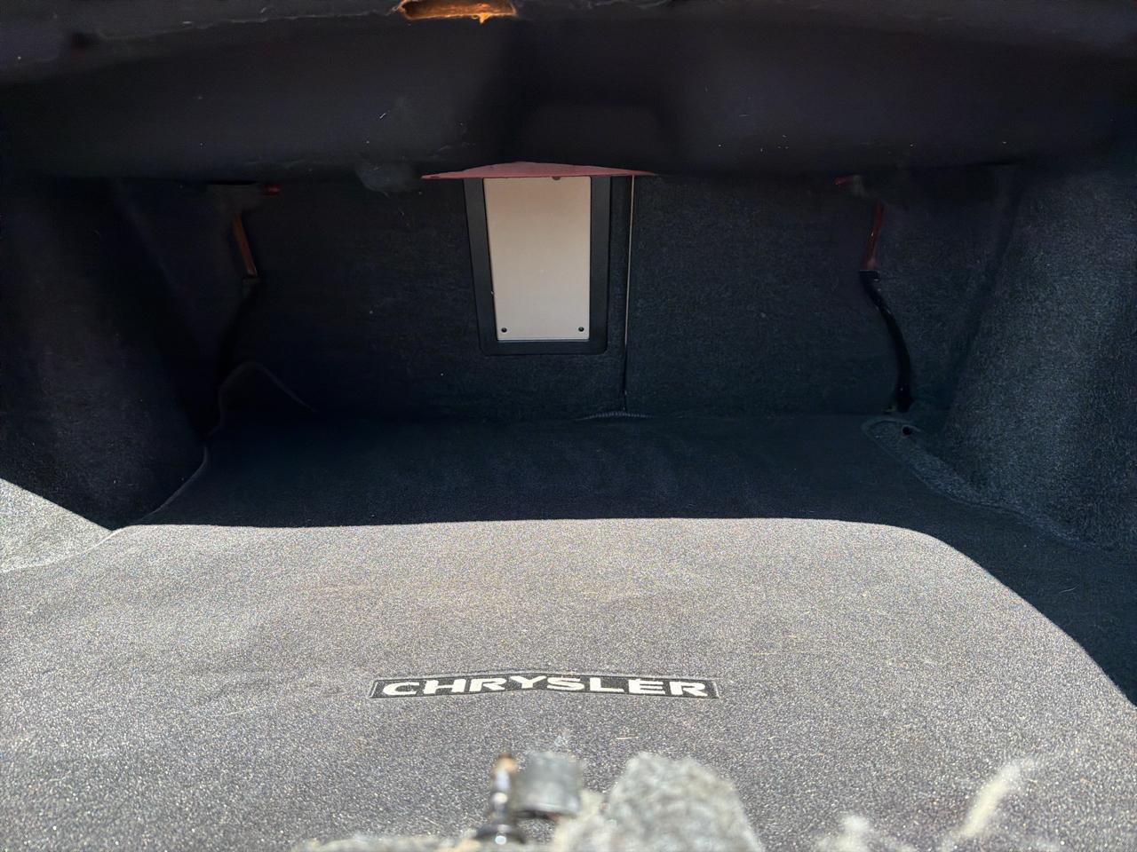 Chrysler 200 Touring 2012