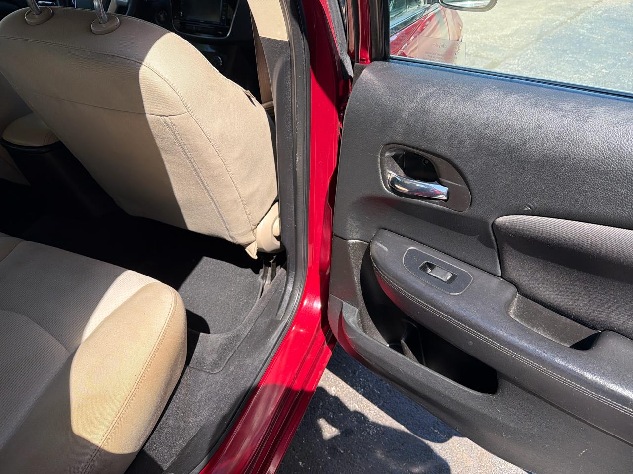 Chrysler 200 Touring 2012